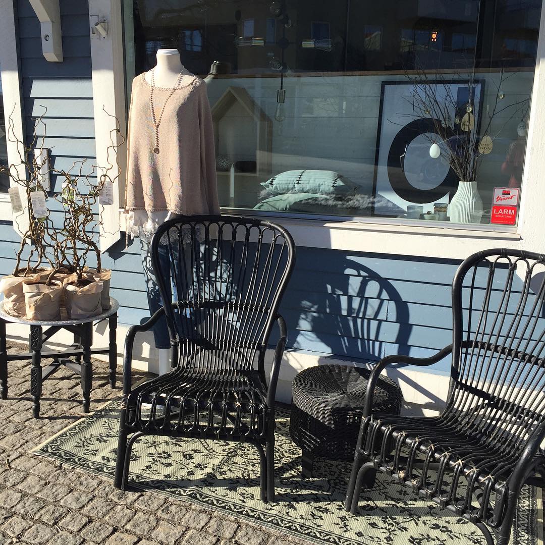 ** VÄLKOMNA PÅ EN KAFFE I SOLEN ** Vilket väder - lycklig 💗

#butikperochlisa #habo #entre #sol #vår #happy